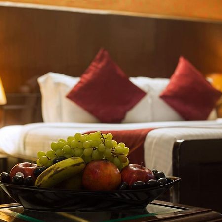Hotel Olive & Blue - Govt Approved Hotel Near Delhi Airport Yeni Delhi Dış mekan fotoğraf