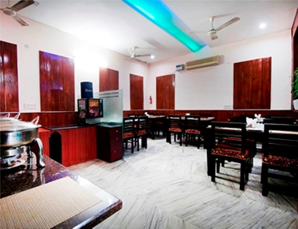 Hotel Olive & Blue - Govt Approved Hotel Near Delhi Airport Yeni Delhi Dış mekan fotoğraf