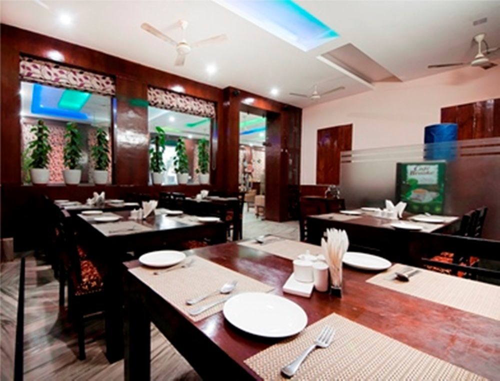 Hotel Olive & Blue - Govt Approved Hotel Near Delhi Airport Yeni Delhi Dış mekan fotoğraf