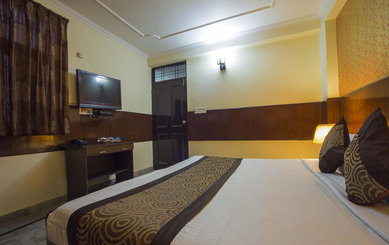 Hotel Olive & Blue - Govt Approved Hotel Near Delhi Airport Yeni Delhi Dış mekan fotoğraf