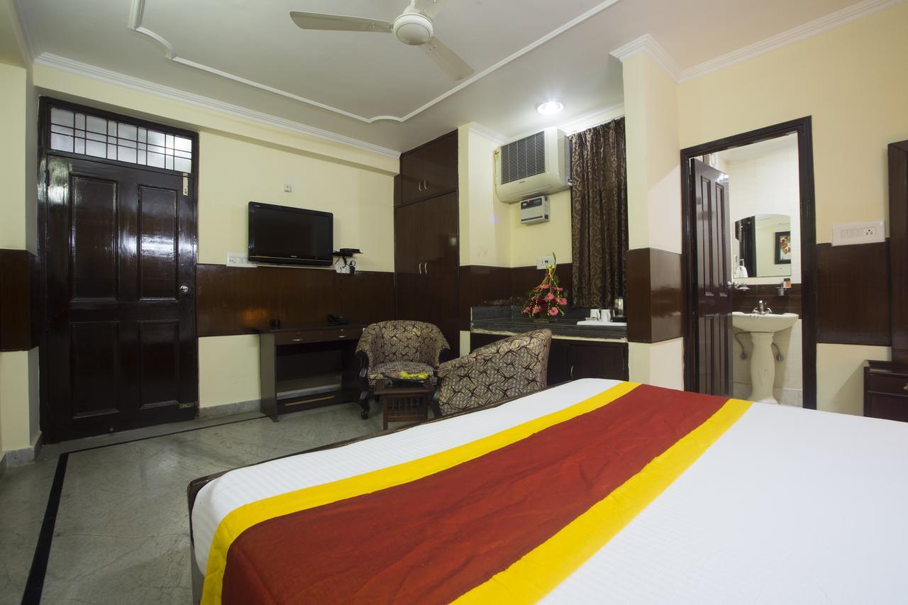 Hotel Olive & Blue - Govt Approved Hotel Near Delhi Airport Yeni Delhi Dış mekan fotoğraf
